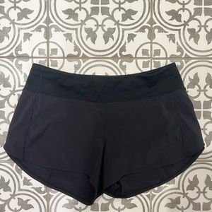 Lululemon size 10 4in shorts